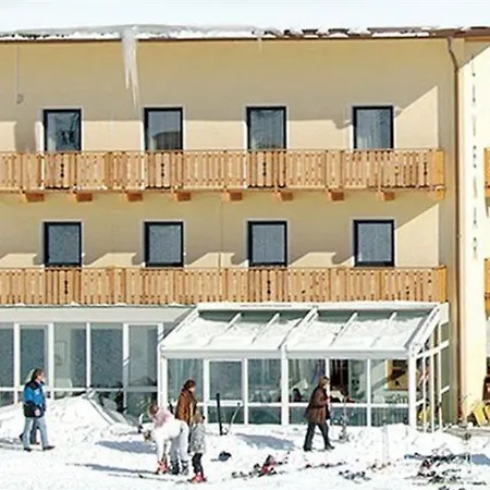 Hotel Lavenar Pettneu am Arlberg