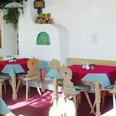 Hotel Lavenar